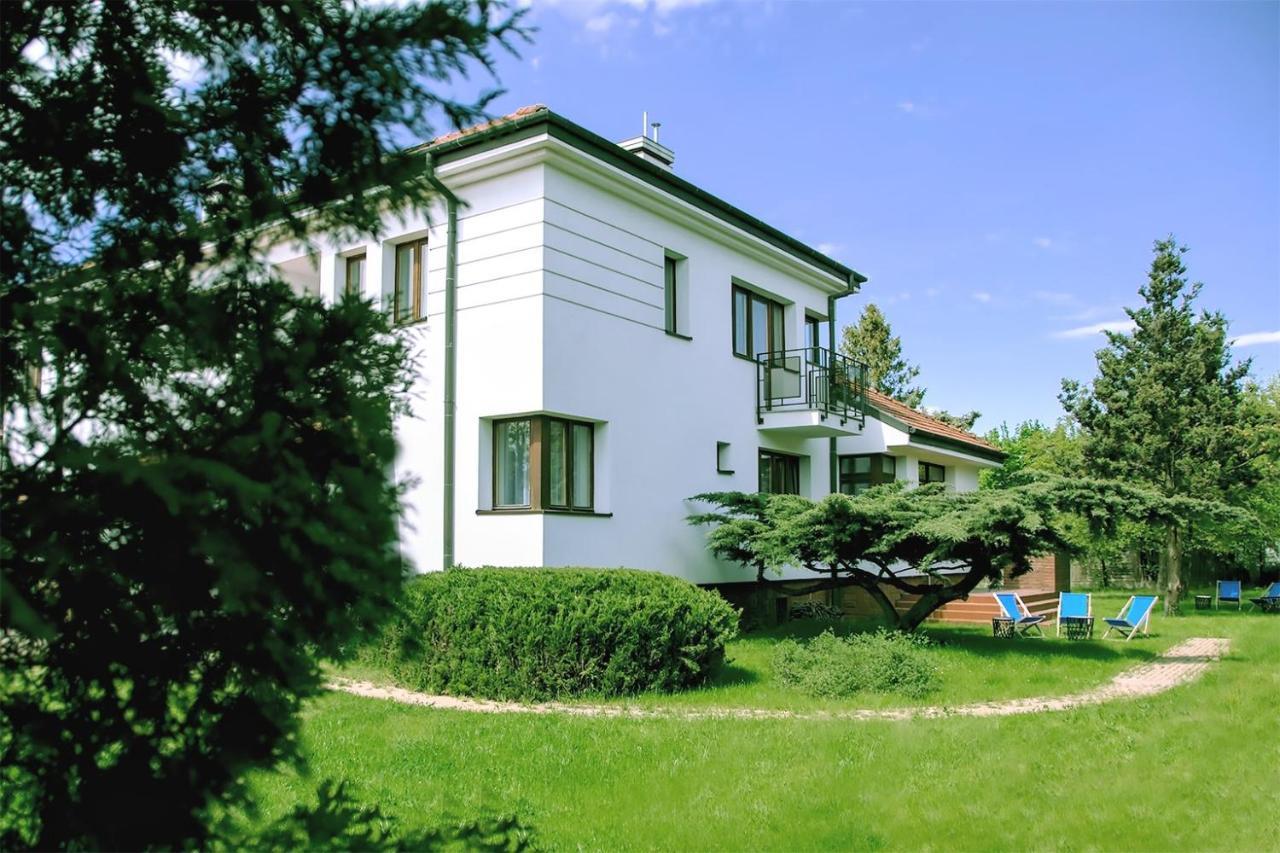 Apart Hostel S8 Blizne Jasinskiego Exterior photo