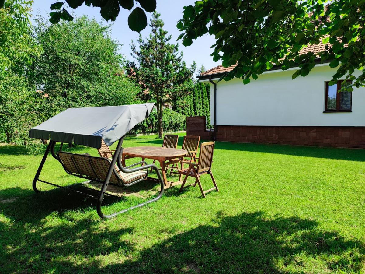 Apart Hostel S8 Blizne Jasinskiego Exterior photo